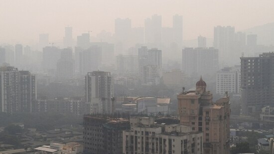 Air quality has deteriorated in Mumbai. ( Praful Gangurde / HT Photo )
