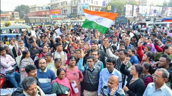 Junior doctors with citizens stage a demonstration demanding justice ahead of court verdict on RG Kar rape-murder case accused Sanjay Roy, at Sealdah court, in Kolkata on Saturday. (ANI)