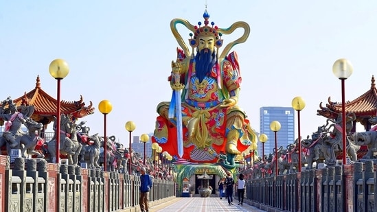 China to resume some group tours to Taiwan. (Image by Pixabay)