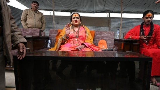 The Mahakumbh is anticipated to attract some 450 million devotees over 45 days, which would probably lead to a boom in the local economy, particularly in the travel and hospitality sector.(Hindustan Times/Deepak Gupta)