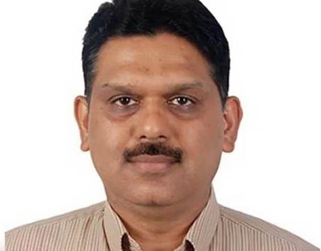IAS officer Anirudh Tewari IAS officer Anirudh Tewari