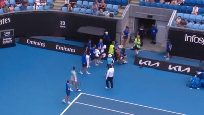 A ball kid fainted during a mixed doubles match in Melbourne. (Twitter) A ball kid fainted during a mixed doubles match in Melbourne. (Twitter)