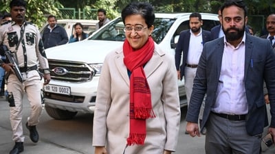 Atishi, AAP's Candidate from Kalkaji Constituency arrives to file her Nomination papers for upcoming Vidhan Sabha Elections at DM Office South East District in New Delhi on Tuesday. (Sanchit Khanna/ Hindustan Times)
