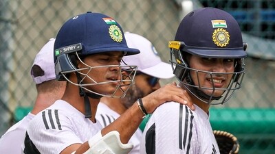 India's Yashasvi Jaiswal (L) talks with team mate Shubman Gill during a training session. (AFP)
