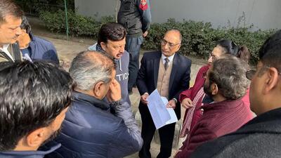 Cabinet minister Rao Narbir Singh inspects proposed metro expansion route at Sector 22 near Rezang La Chowk in Gurugram on Sunday. (HT Photo) Cabinet minister Rao Narbir Singh inspects proposed metro expansion route at Sector 22 near Rezang La Chowk in Gurugram on Sunday. (HT Photo)