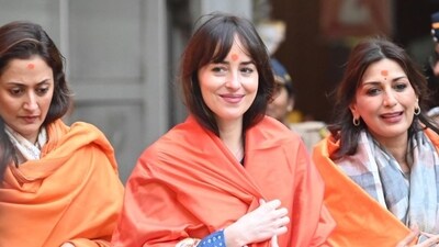 On Saturday, Dakota Johnson visited Siddhivinayak Temple with Sonali Bendre, Gayatri Joshi. On Saturday, Dakota Johnson visited Siddhivinayak Temple with Sonali Bendre, Gayatri Joshi. 