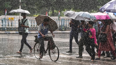 Areas such as MG Road, Jayanagar, Hebbal, Sultanpalya, RT Nagar, and RR Nagar reported light rain during the early hours of Sunday. (PTI) Areas such as MG Road, Jayanagar, Hebbal, Sultanpalya, RT Nagar, and RR Nagar reported light rain during the early hours of Sunday. (PTI)