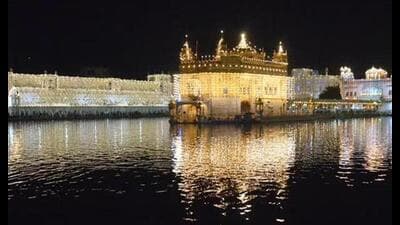 SGPC demands ban on sale of liquor and tobacco in vicinity of Golden Temple in Amritsar. SGPC demands ban on sale of liquor and tobacco in vicinity of Golden Temple in Amritsar.