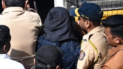 Saif Ali Khan attacked: Shariful Islam Shehzad Mohammad, a 30-year-old Bangladeshi nationalist, was brought to the Bandra Court from the Khar police station. (Photo by Raju Shinde/HT Photo) Saif Ali Khan attacked: Shariful Islam Shehzad Mohammad, a 30-year-old Bangladeshi nationalist, was brought to the Bandra Court from the Khar police station. (Photo by Raju Shinde/HT Photo)