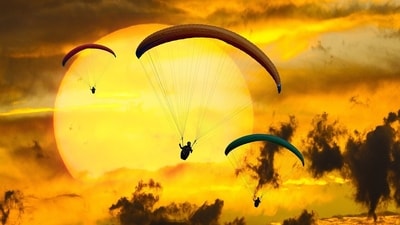 Two paragliders died in a crash at Keri plateau in North Goa. (Pixabay/Representative) Two paragliders died in a crash at Keri plateau in North Goa. (Pixabay/Representative)