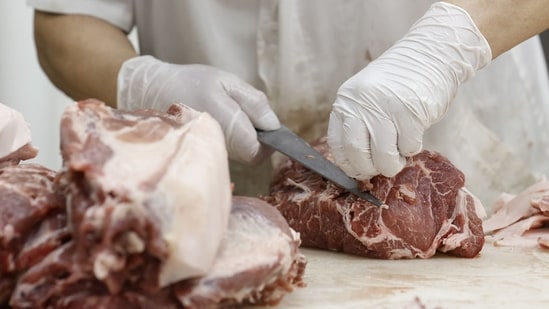 BBMP bans the sale of meat around Yelahanka for nearly 25 days. (Bloomberg)