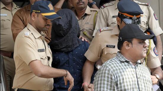 The Mumbai Police arrested suspected Bangladesh national Mohammad Shariful Islam Shehzad in actor Saif Ali Khan attack case early on Sunday in Thane. (Raju Shinde/HT Photo)