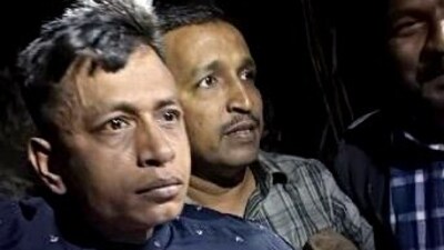 Mumbai Police arrests Bangladeshi national Mohammad Shariful Islam Shahzad in the Saif Ali Khan attack case in Thane. (ANI) Mumbai Police arrests Bangladeshi national Mohammad Shariful Islam Shahzad in the Saif Ali Khan attack case in Thane. (ANI)