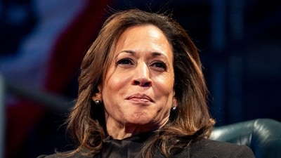 Kamala Harris says she won't ‘go quietly into the night’ as she signs VP's desk drawer (Photographer: Bonnie Cash/UPI/Bloomberg) (Bloomberg) Kamala Harris says she won't ‘go quietly into the night’ as she signs VP's desk drawer (Photographer: Bonnie Cash/UPI/Bloomberg) (Bloomberg)