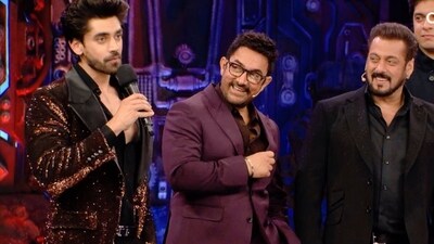 Apart from these, the grand finale had several small heartfelt and fun moments including one where Avinash Mishra tried to mimick Aamir Khan, Salman Khan and Hrithik Roshan. Aamir was impressed by the actor. (Twitter) Apart from these, the grand finale had several small heartfelt and fun moments including one where Avinash Mishra tried to mimick Aamir Khan, Salman Khan and Hrithik Roshan. Aamir was impressed by the actor. (Twitter)