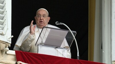 Pope Francis' remarks coincide with Donald Trump's anticipated actions during his first day in office, which include eliminating legitimate immigration routes and executing mass deportations. (via REUTERS)