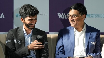 World Chess Champion D Gukesh, left, with former world chess champion Viswanathan Anand during a press conference. (PTI) World Chess Champion D Gukesh, left, with former world chess champion Viswanathan Anand during a press conference. (PTI)