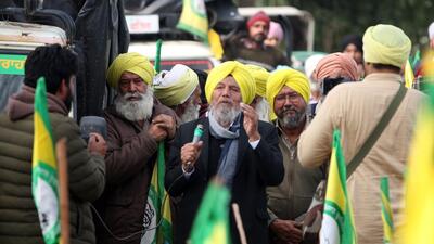 Bhartiya Kisan Union (Ekta-Ugrahan) president Joginder Singh Ugrahan addressing protesters at Jeond village in Bathinda district on Monday. (Sanjeev Kumar/HT) Bhartiya Kisan Union (Ekta-Ugrahan) president Joginder Singh Ugrahan addressing protesters at Jeond village in Bathinda district on Monday. (Sanjeev Kumar/HT)