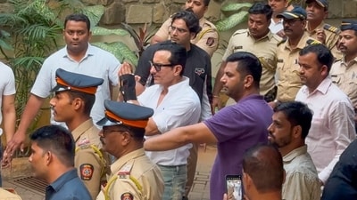Saif Ali Khan was discharged from Lilavati Hospital in Mumbai on December 21 evening and was sent home with heavy security. (HT Photos/Raju Shinde) Saif Ali Khan was discharged from Lilavati Hospital in Mumbai on December 21 evening and was sent home with heavy security. (HT Photos/Raju Shinde)