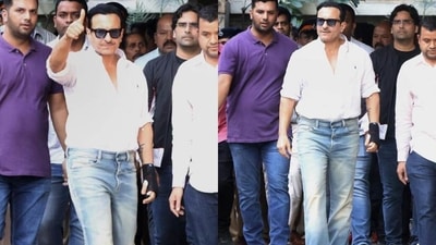 Saif Ali Khan finally discharged from hospital following surgery for injuries sustained during attempted robbery Saif Ali Khan finally discharged from hospital following surgery for injuries sustained during attempted robbery
