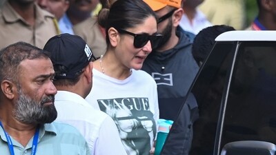 Kareena Kapoor also visited Lilavati Hospital earlier in the day while Saif was getting discharged and accompanied him home. (HT Photos/Raju Shinde) Kareena Kapoor also visited Lilavati Hospital earlier in the day while Saif was getting discharged and accompanied him home. (HT Photos/Raju Shinde)