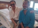Saif Ali Khan with auto-rickshaw driver Bhajan Singh Rana. Saif Ali Khan with auto-rickshaw driver Bhajan Singh Rana.