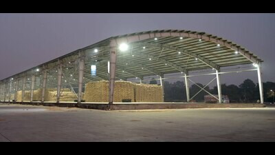 A senior official of the state agriculture marketin board stated that the committee will conduct an open auction for the public, offering a lease period of 99 years. (HT File Photo) A senior official of the state agriculture marketin board stated that the committee will conduct an open auction for the public, offering a lease period of 99 years. (HT File Photo)