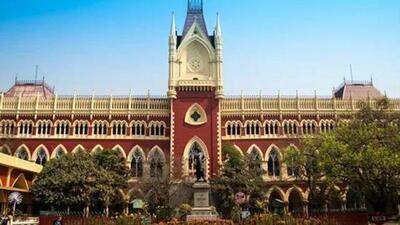 CBI and the West Bengal government engaged in a battle of words before the Calcutta high court on Wednesday. CBI and the West Bengal government engaged in a battle of words before the Calcutta high court on Wednesday.