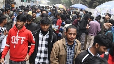 JEE Main 2025 day 1 in pics: Candidates who appeared for the test in Patna said that the Physics part was tough and overall rated the paper as ‘moderate’ in difficulty level. (Santosh Kumar)