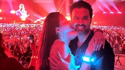 Kajal Aggarwal attended the Coldplay concert with Gautam Kitchlu. Kajal Aggarwal attended the Coldplay concert with Gautam Kitchlu.