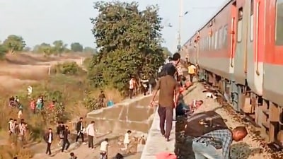 Train accident today: Pushpak express was travelling from Lucknow to Mumbai when the accident occured. (ANI) Train accident today: Pushpak express was travelling from Lucknow to Mumbai when the accident occured. (ANI)