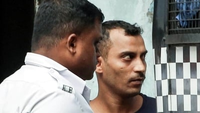 Kolkata, Nov 04 (ANI): Police produce R. G. Kar Medical College and Hospital rape and murder case accused Sanjoy Roy at Sealdah Court, in Kolkata on Monday. (ANI Photo) (Saikat Paul) Kolkata, Nov 04 (ANI): Police produce R. G. Kar Medical College and Hospital rape and murder case accused Sanjoy Roy at Sealdah Court, in Kolkata on Monday. (ANI Photo) (Saikat Paul)