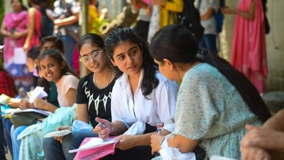 Students applying with JEE scores are exempted from the NU Aptitude Test (NUAT) and can appear directly for Personal Interaction with the faculty panel. (HT archive)