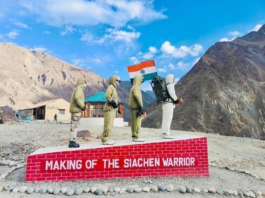A picture of Siachen in October 2022 from travel blogger Divya Hasti A picture of Siachen in October 2022 from travel blogger Divya Hasti