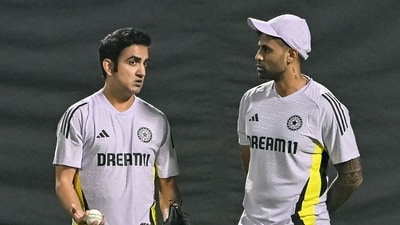 Gautam Gambhir (L) and Suryakumar Yadav in conversation before the 1st T20I (AFP)