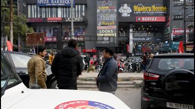 During investigation, it was revealed that Sikandar, along with his accomplices Kuldeep aka Kallu, a resident of Bijnor in Uttar Pradesh, and Abdul Kadir, a resident of Bhajanpura in Delhi, shot dead Suraj Maan. Kuldeep and Abudl were held by Delhi Police a day later while SIkandar went on the run. (HT Archive) During investigation, it was revealed that Sikandar, along with his accomplices Kuldeep aka Kallu, a resident of Bijnor in Uttar Pradesh, and Abdul Kadir, a resident of Bhajanpura in Delhi, shot dead Suraj Maan. Kuldeep and Abudl were held by Delhi Police a day later while SIkandar went on the run. (HT Archive)