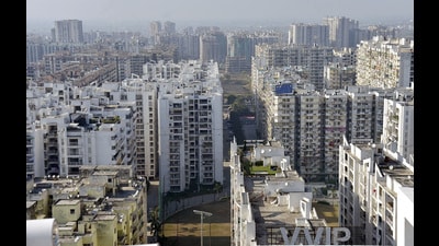 In July 2024, a survey by the municipal corporation indicated that the corporation’s jurisdictional area has about 319 residential high-rises comprising about 124,874 flats. (Sakib Ali/HT Photo) In July 2024, a survey by the municipal corporation indicated that the corporation’s jurisdictional area has about 319 residential high-rises comprising about 124,874 flats. (Sakib Ali/HT Photo)