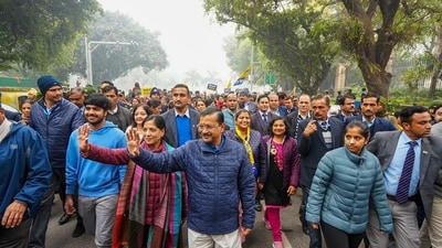 Aam Aadmi Party (AAP) National Convener Arvind Kejriwal on his way to file nomination for the upcoming Delhi Assembly elections, in New Delhi. (@ArvindKejriwal)