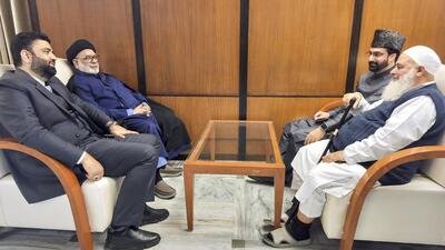 A delegation led by Mirwaiz Umar Farooq, the religious head of Kashmir, at Parliament Annexe, in New Delhi, Friday, Jan. 24, 2025. Farooq appeared before the parliamentary panel on Waqf Amendment Bill on Friday. (PTI) A delegation led by Mirwaiz Umar Farooq, the religious head of Kashmir, at Parliament Annexe, in New Delhi, Friday, Jan. 24, 2025. Farooq appeared before the parliamentary panel on Waqf Amendment Bill on Friday. (PTI)