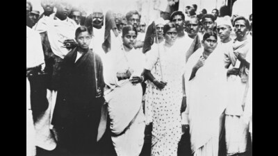 At a protest in Madras in 1945. Women emerged from their homes in large numbers to participate in the Swadeshi movement, which acted as a turning point in this respect, in India. (Wikimedia) At a protest in Madras in 1945. Women emerged from their homes in large numbers to participate in the Swadeshi movement, which acted as a turning point in this respect, in India. (Wikimedia)