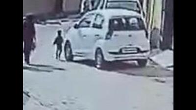 The incident was captured on a CCTV camera in the street. (HT)