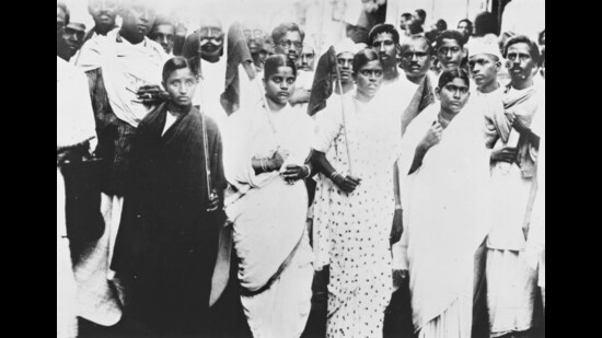 At a protest in Madras in 1945. Women emerged from their homes in large numbers to participate in the Swadeshi movement, which acted as a turning point in this respect, in India. (Wikimedia)
