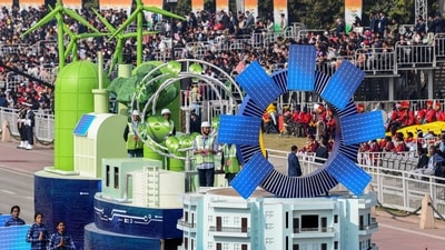 Ministry of New And Renewable Energy's tableaux during full dress rehearsal for Republic Day parade 2025, at Kartavya Path in New Delhi (Rahul Singh/ANI) Ministry of New And Renewable Energy's tableaux during full dress rehearsal for Republic Day parade 2025, at Kartavya Path in New Delhi (Rahul Singh/ANI)