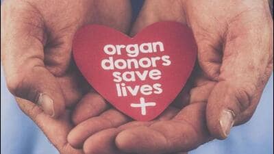 The family of a 25-year-old pregnant woman, who delivered a healthy child after suffering brain injury in a road mishap before being declared brain dead by doctors, donated her organs to three patients. ((PIC FOR REPRESENTATION))
