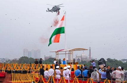Prime Minister Narendra Modi while hoisting the National flag at the Red Fort on 78th Independence Day. (Hindustan Times) Prime Minister Narendra Modi while hoisting the National flag at the Red Fort on 78th Independence Day. (Hindustan Times)