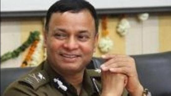 Haryana State Narcotics Control Bureau chief OP Singh, who is spearheading the ‘nayaab’ Nasha Mukt Jeevan Bucket Challenge. The bureau has asked Haryanvi singers to take the challenge and clear their stand on songs glorifying drugs and violence. (HT file photo)