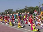 Republic Day 2025: 5,000 artists from across different cultures of India covered the entire Kartavya Path to display their performance.
