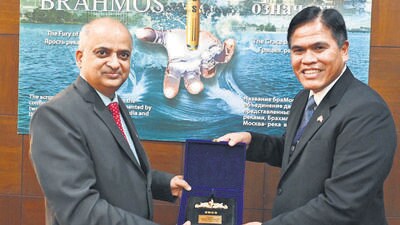 BrahMos Aerospace CEO Jaiteerth R Joshi with Indonesian navy chief Admiral Muhammad Ali. (X-BrahMos Missile) BrahMos Aerospace CEO Jaiteerth R Joshi with Indonesian navy chief Admiral Muhammad Ali. (X-BrahMos Missile)