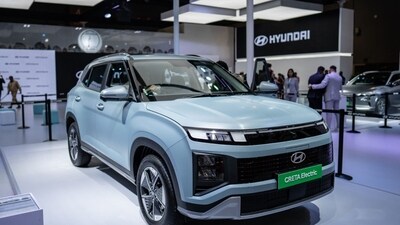 Hyundai launched the Creta Electric at Auto Expo 2025, priced from <span class='webrupee'>₹</span>18 lakh (ex-showroom). It offers two battery options (42 kWh and 51.4 kWh) and a fresh design. Bookings are now open. Hyundai launched the Creta Electric at Auto Expo 2025, priced from <span class='webrupee'>₹</span>18 lakh (ex-showroom). It offers two battery options (42 kWh and 51.4 kWh) and a fresh design. Bookings are now open.