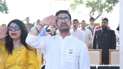 Aamir Khan salutes during the Republic Day celebrations at the Statue of Unity in Gujarat. (Gujarat Information (@infoGujarat)) Aamir Khan salutes during the Republic Day celebrations at the Statue of Unity in Gujarat. (Gujarat Information (@infoGujarat))